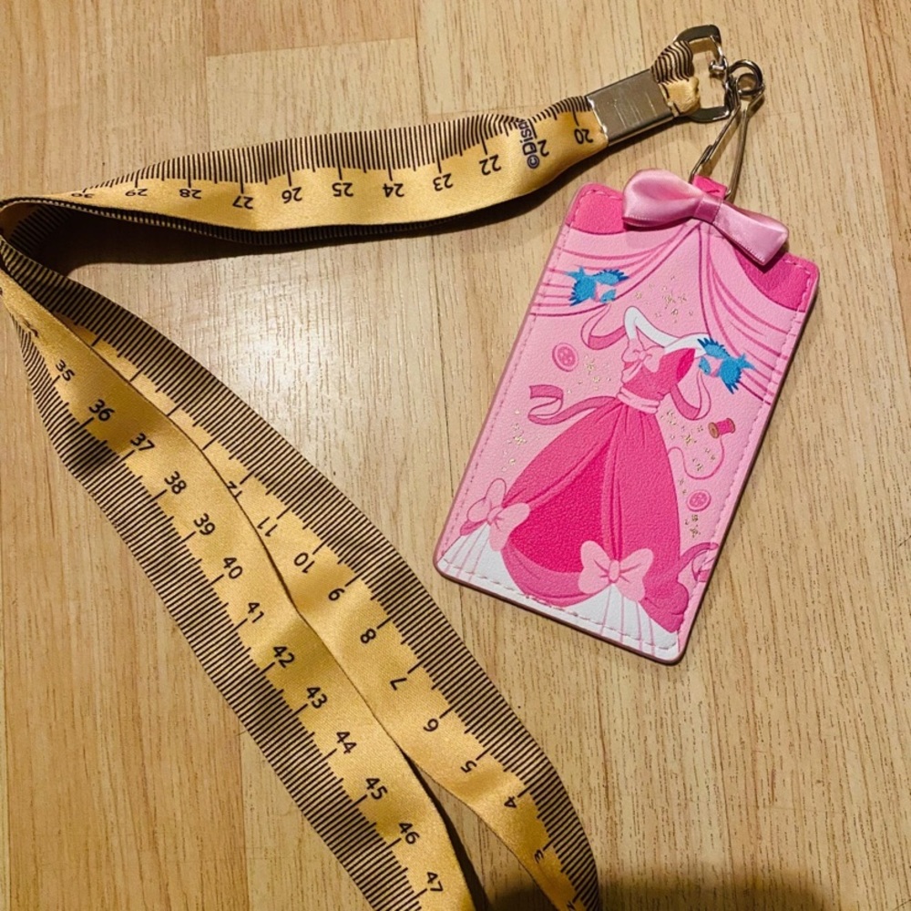 💖Loungefly Cinderella Lanyard💖